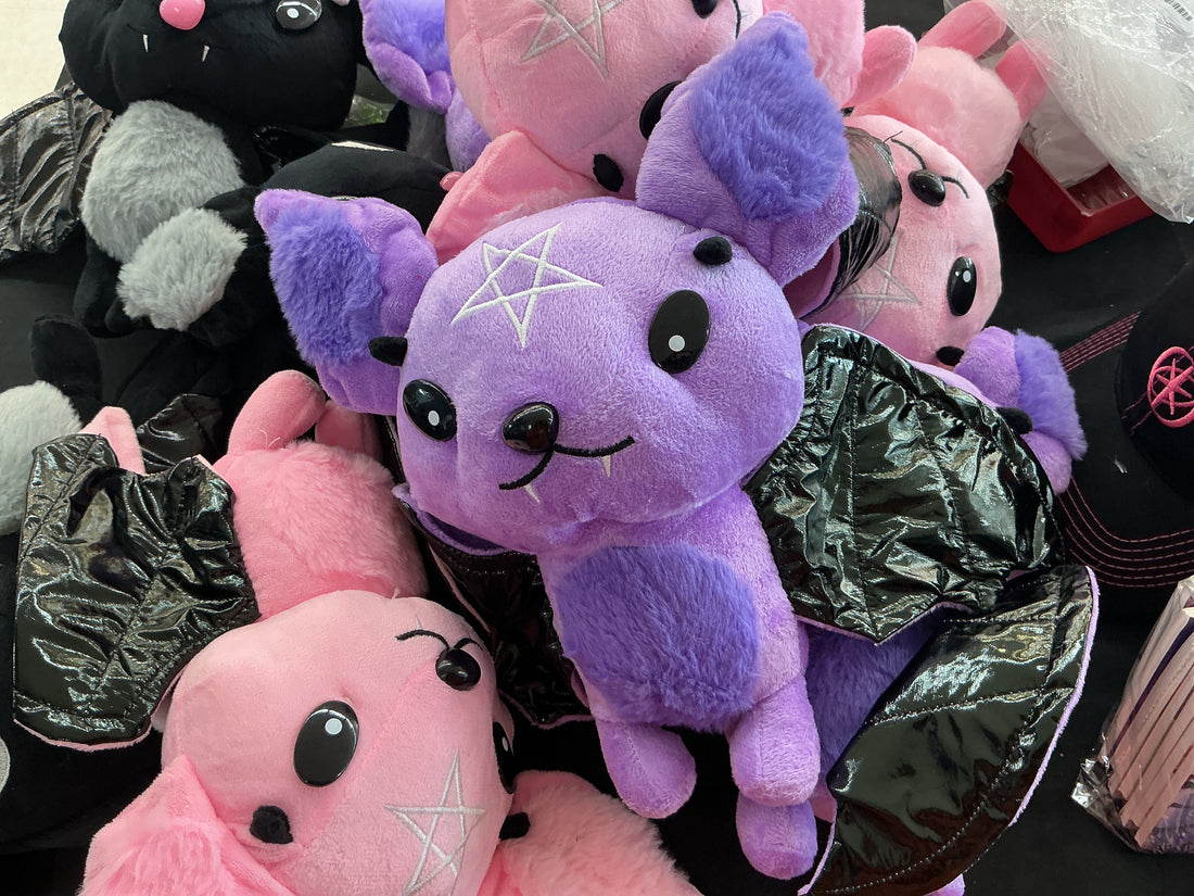 BAT PLUSH
