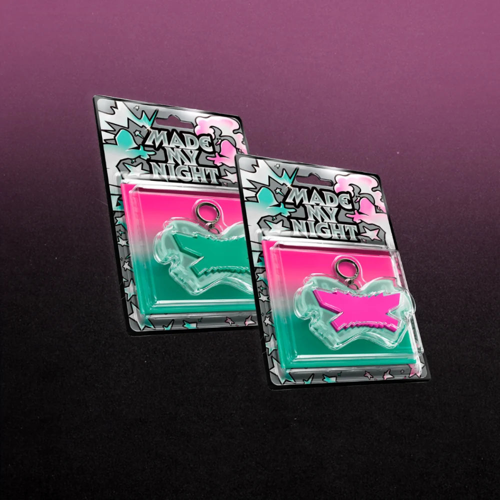 (PRE-ORDER) LE SSERAFIM - [MADE MY NIGHT] 2nd Single Album GLOW CLICKER KEYCHAIN Version