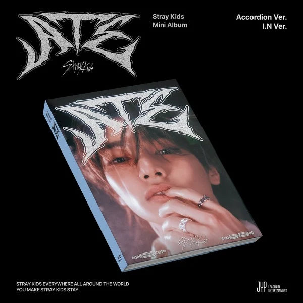 STRAY KIDS - [ATE] Mini Album ACCORDION Version